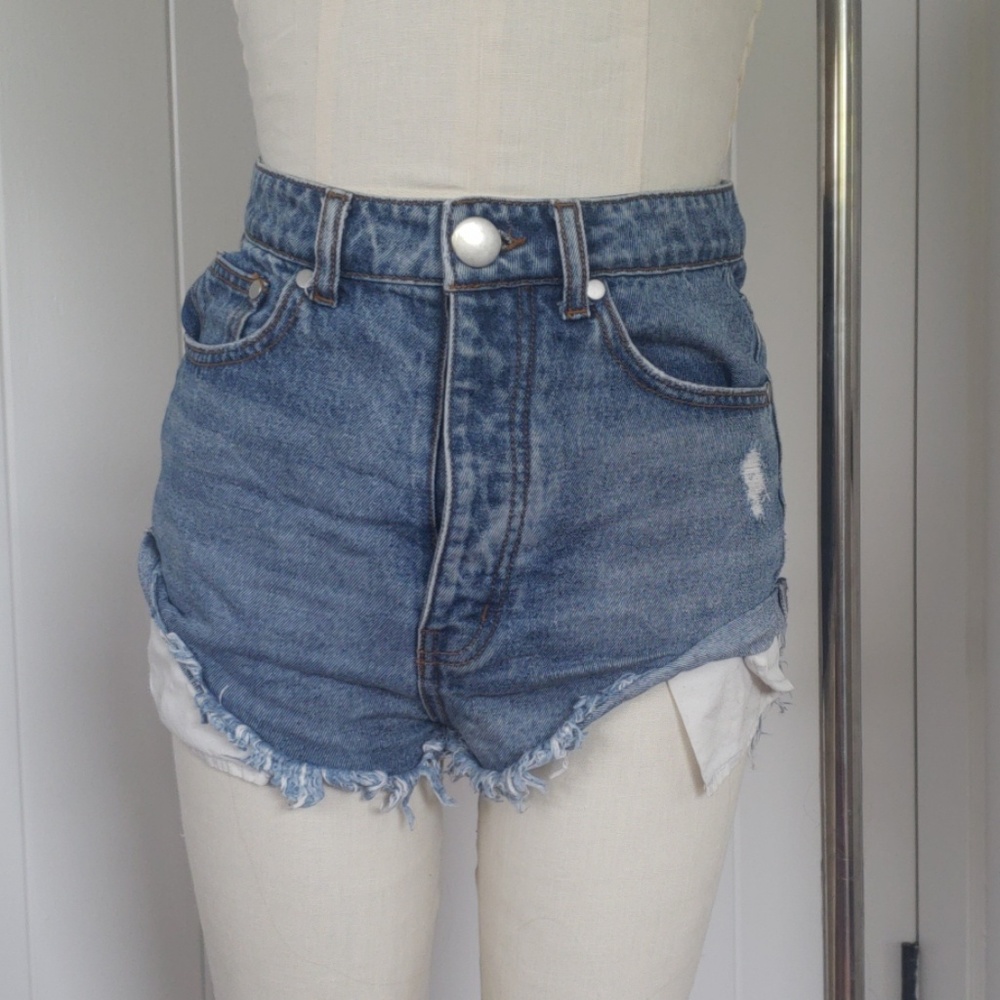 High waisted true denim shorts